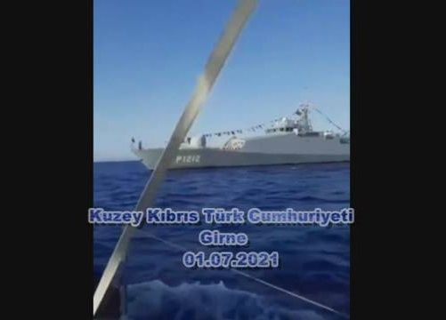 Kabotaj  bayramında ,Kuzey Kıbrıs Türk Cumhuriyeti 450.yıl program kutlamaları ,yelkenli teknelerin Girne'ye seyri.