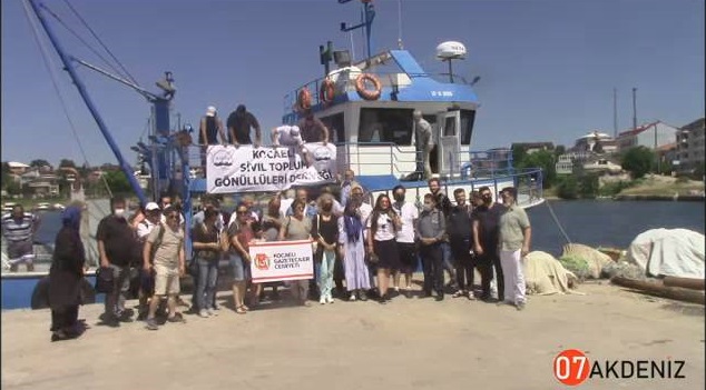 Kocaeli Sivil Toplum Gönüllüleri Derneği ve Kocaelli Gazeticiler Cemiyeti'nin Karadeniz tekne turu